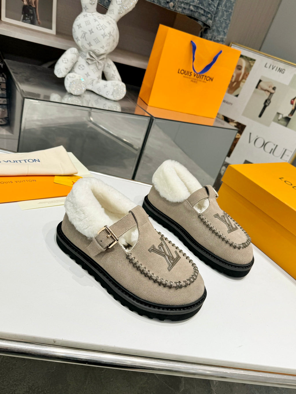 Z2P96E5 Popular high-quality leather shoes