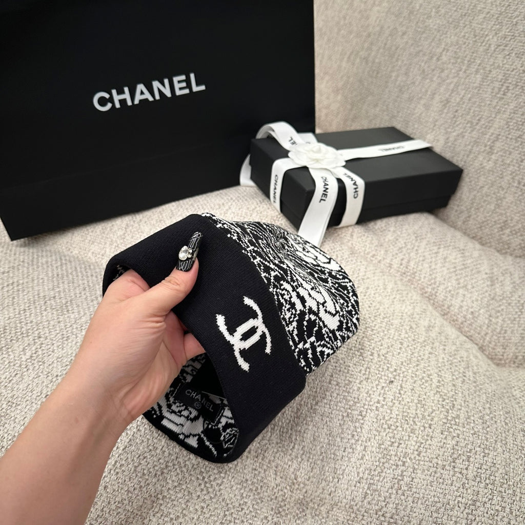 M1R86C10 Fashion hats