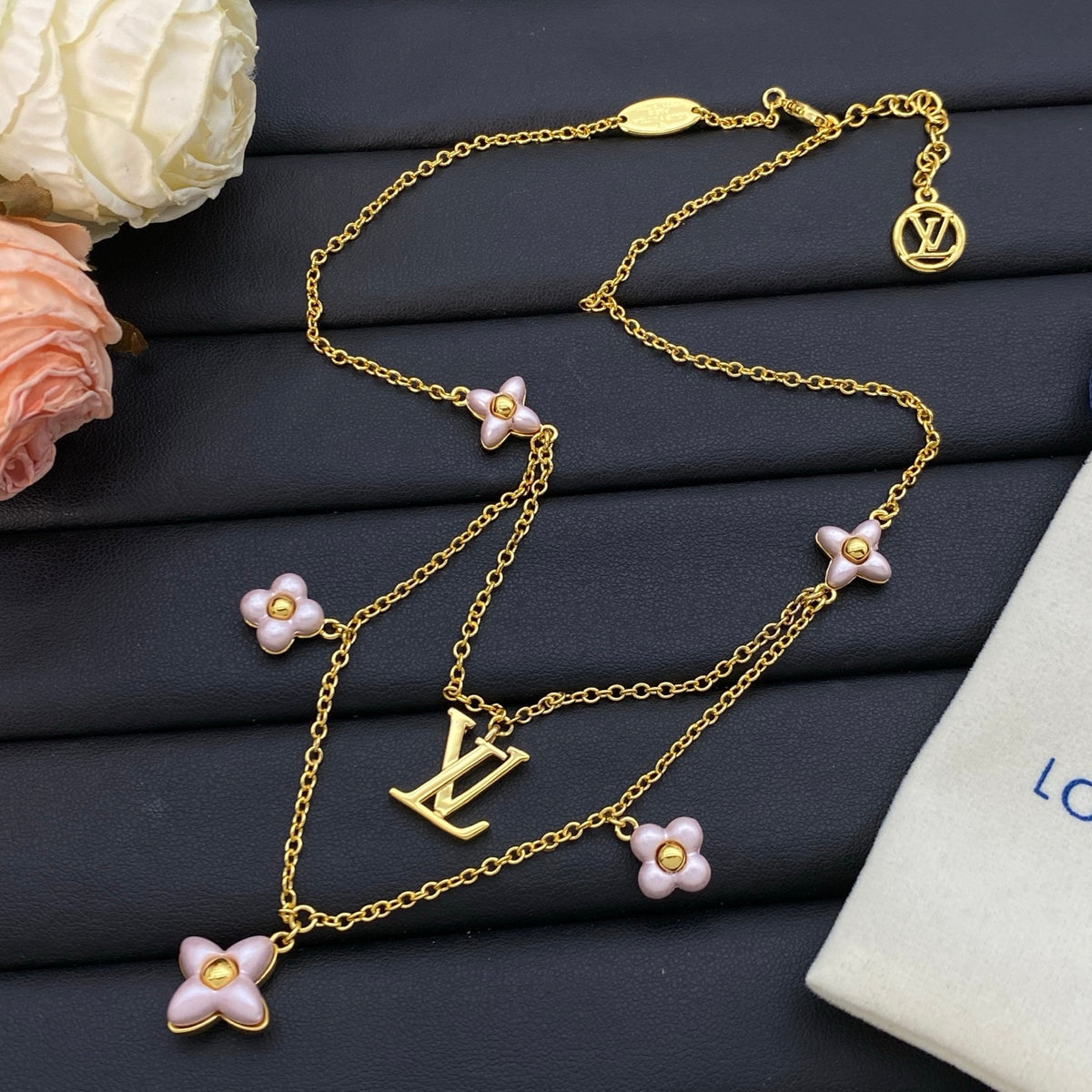 15QE131X Popular Necklace