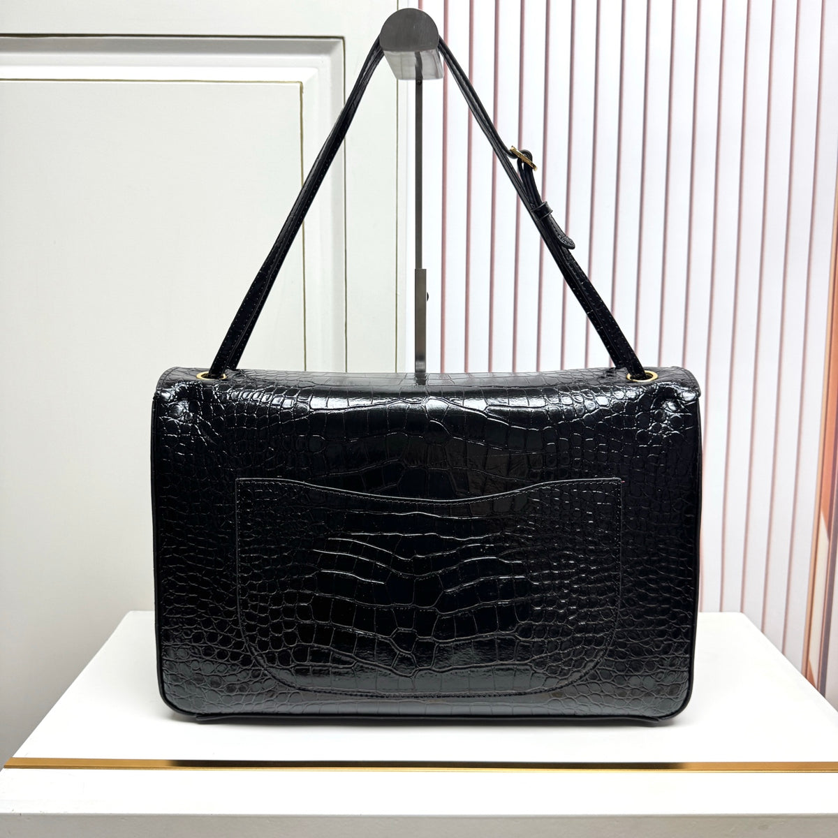 B1N96C37 Popular leather bag