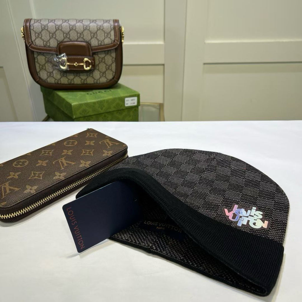 M1R86E50 Fashion hats