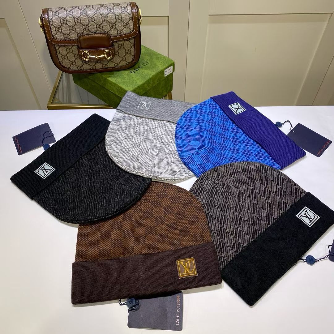 M1R86E34 Fashion hats