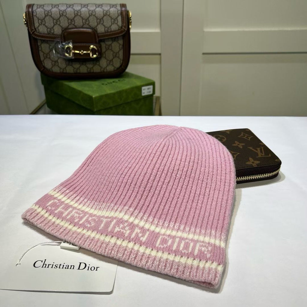 M1R86D99 Fashion hats
