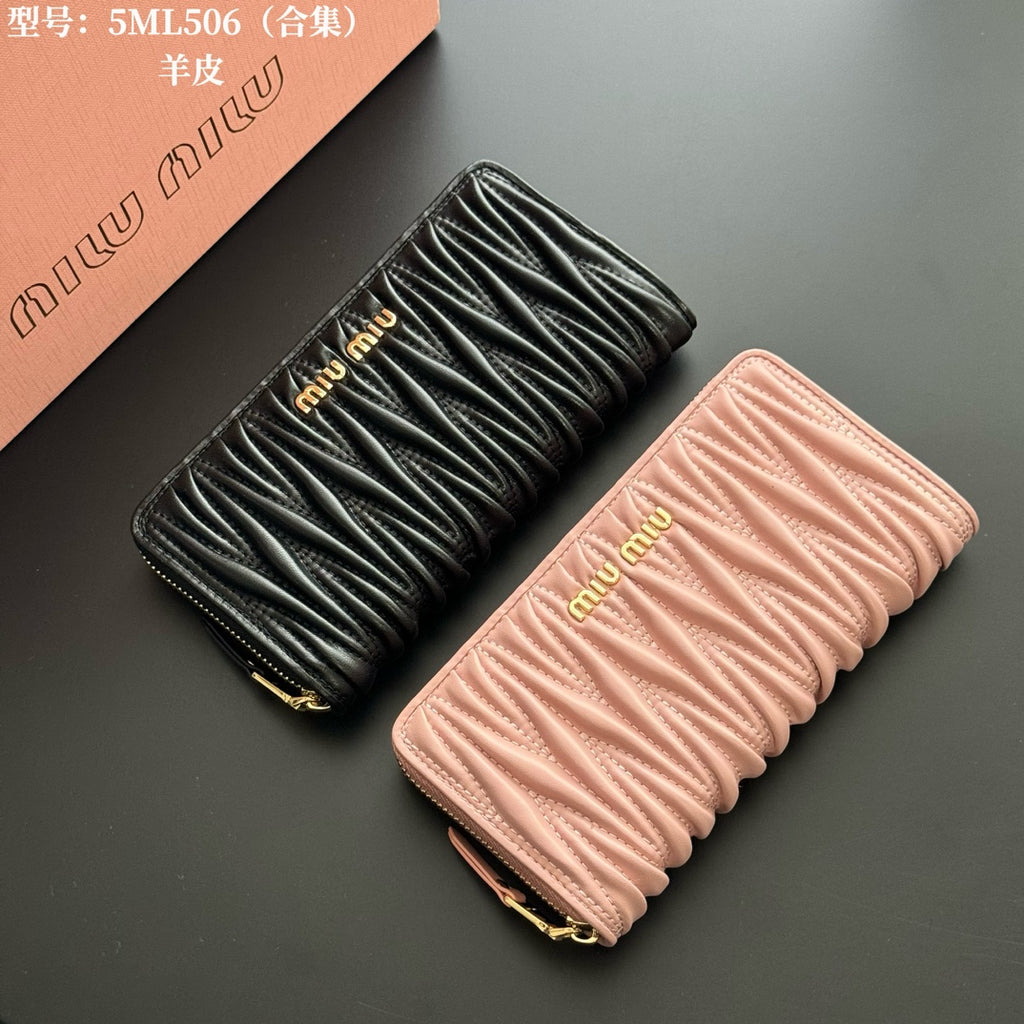 146PA123B Popular leather wallets