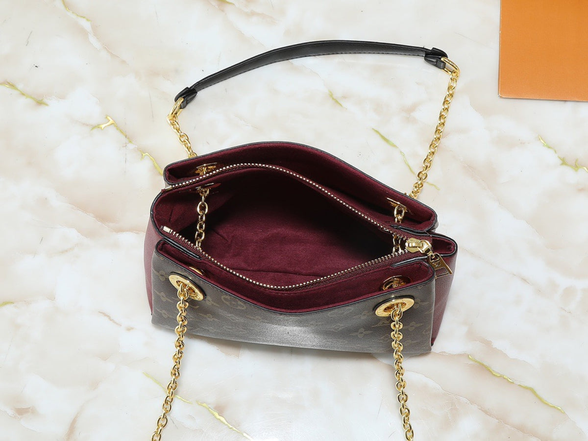136PE75B Popular leather bag