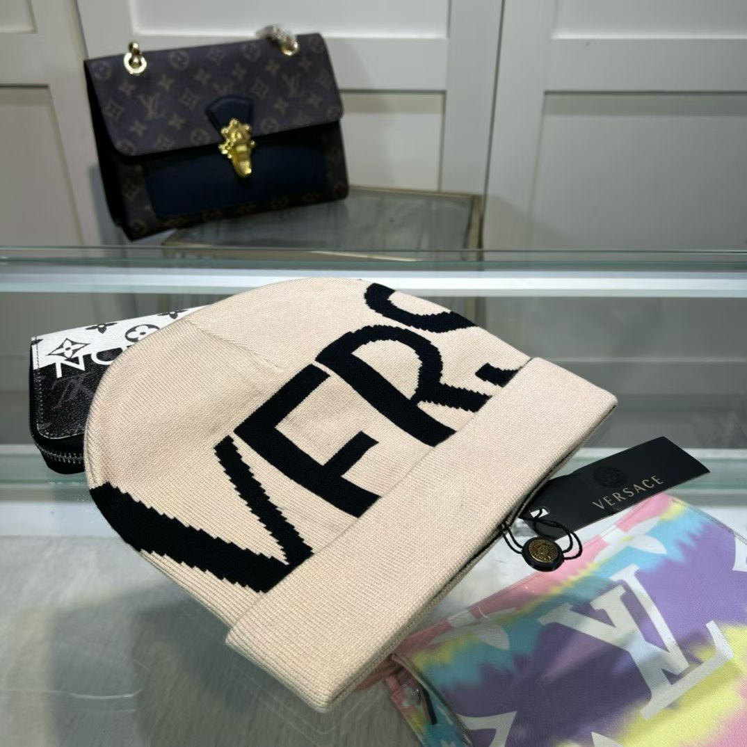 M1R86V92 Fashion hats