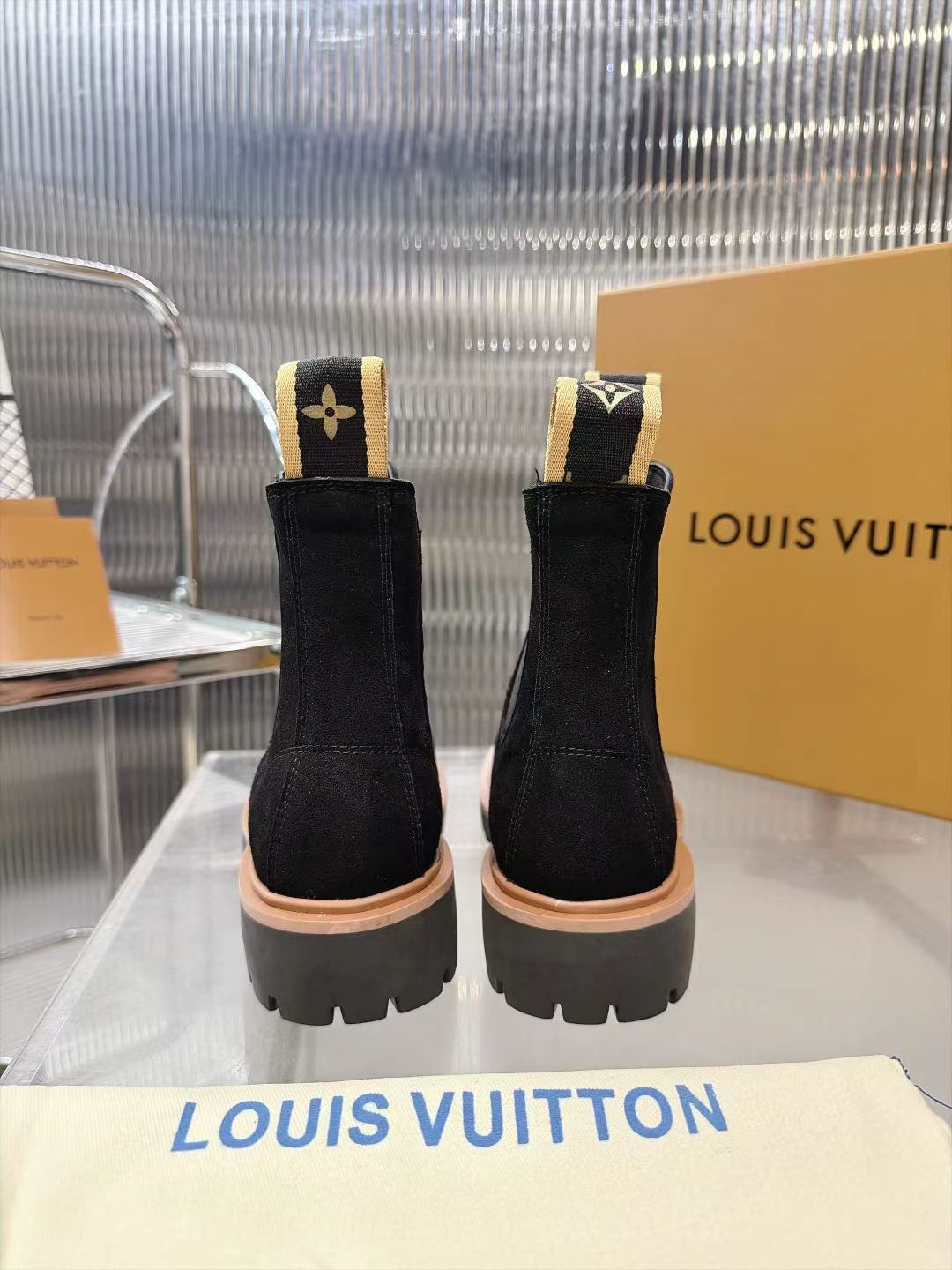 Z2P96E1 Popular high-quality leather shoes