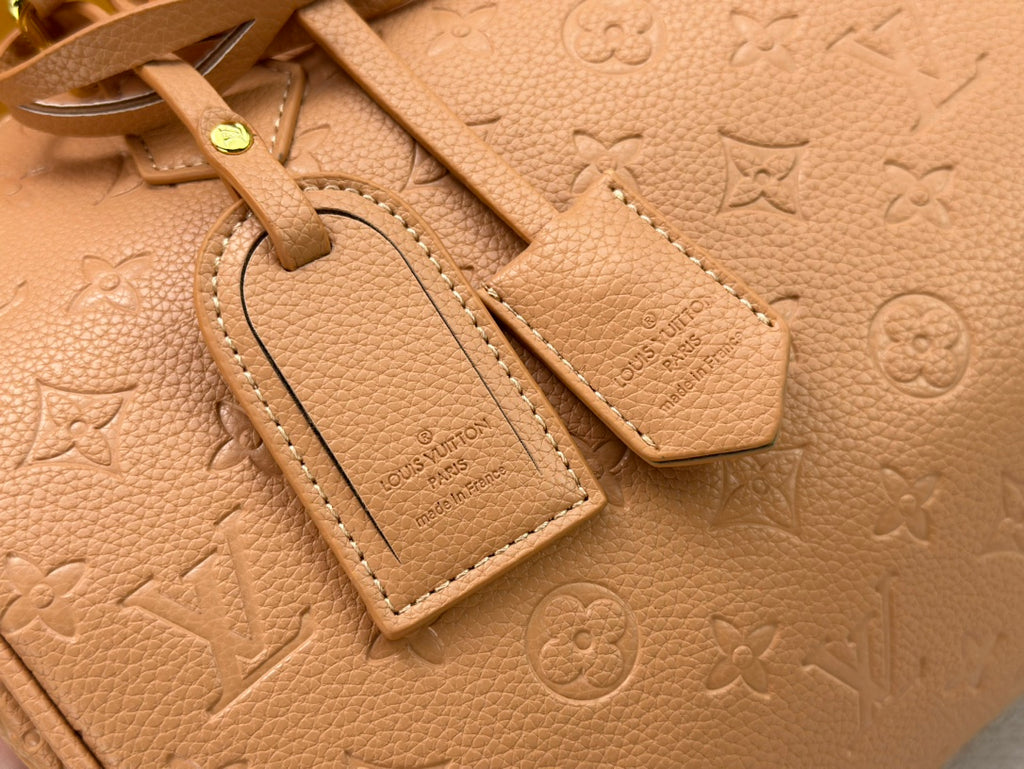 B1X56E29 Fashion leather bag