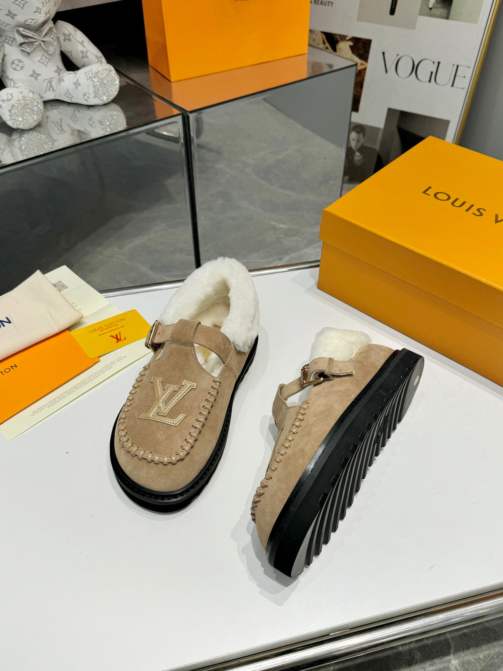Z2P96E5 Popular high-quality leather shoes