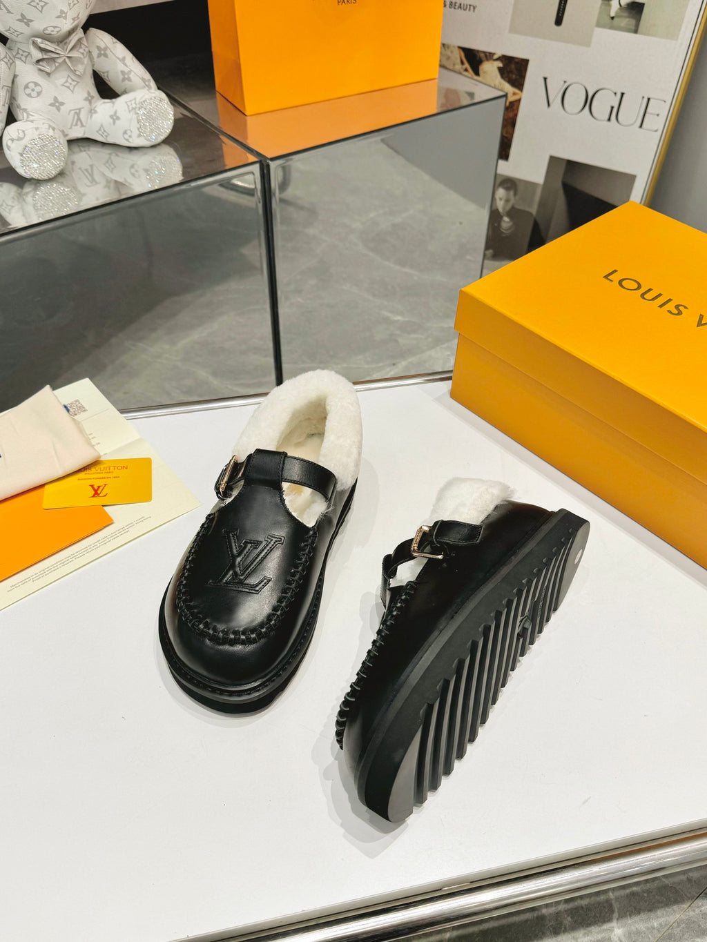 Z2P96E5 Popular high-quality leather shoes