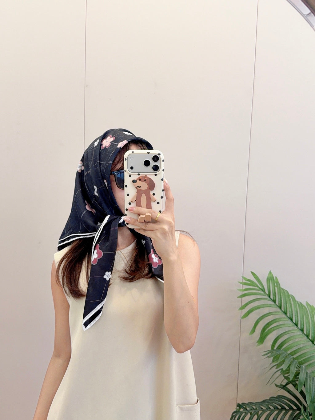 W1N76C1 Popular Silk Scarves
