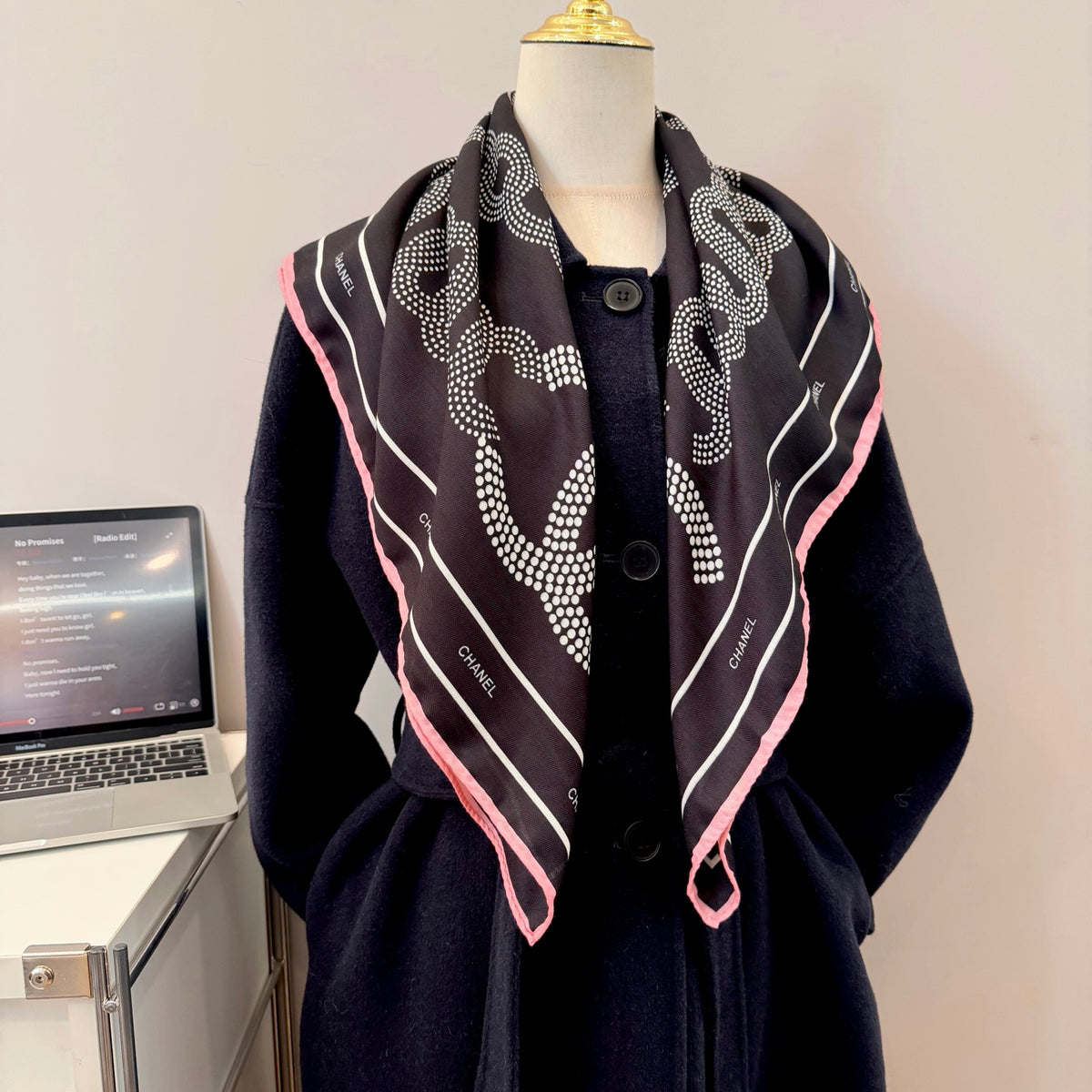 136NC32W Popular Silk Scarve