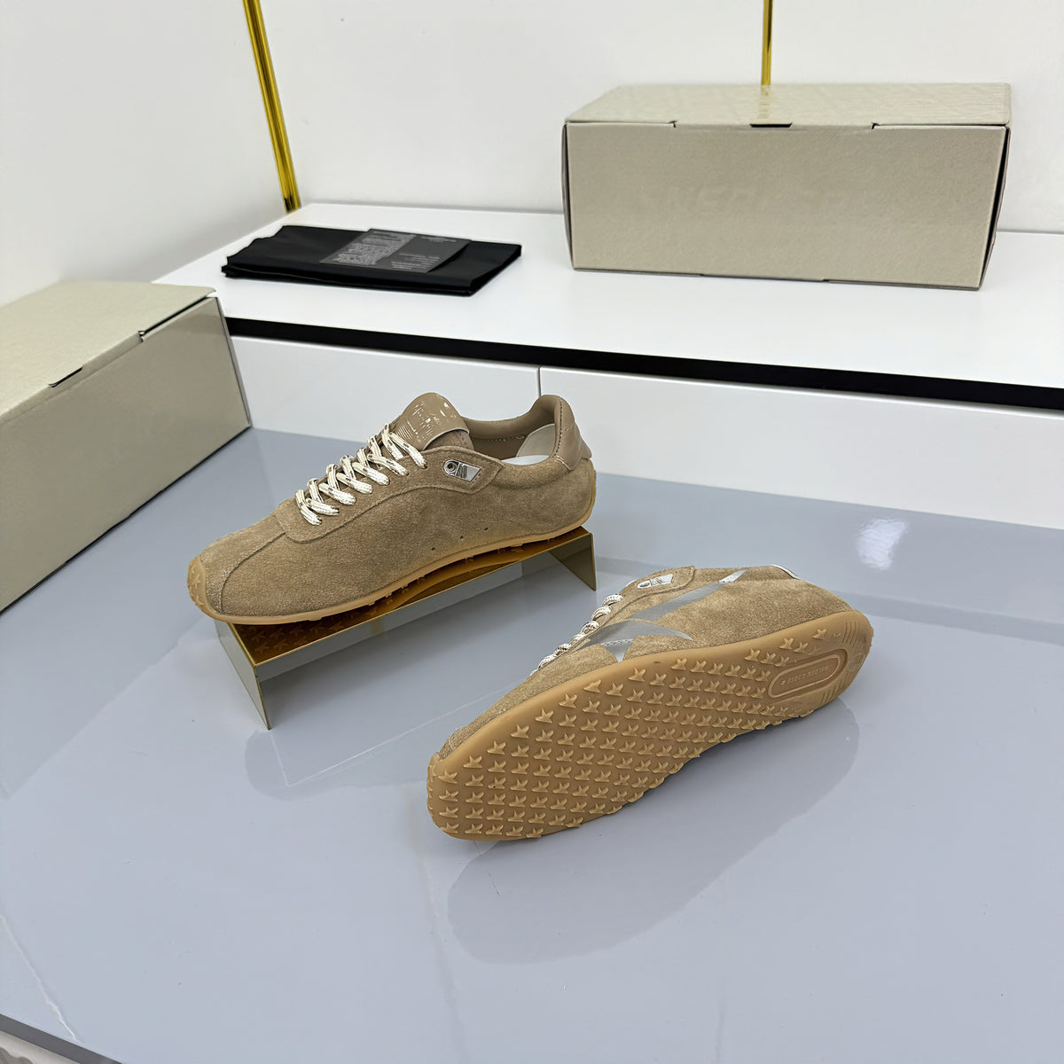 2105QGE387Z Popular high-quality Shoes