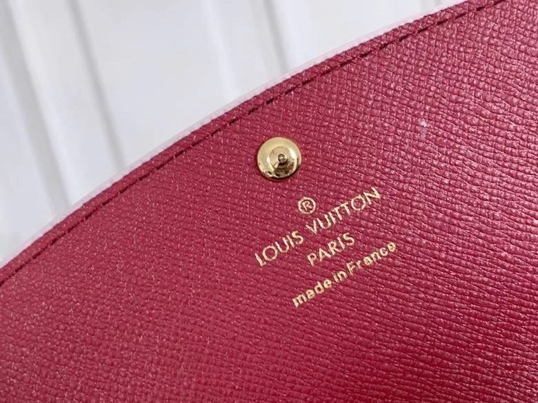 146PE55B Popular leather Wallets