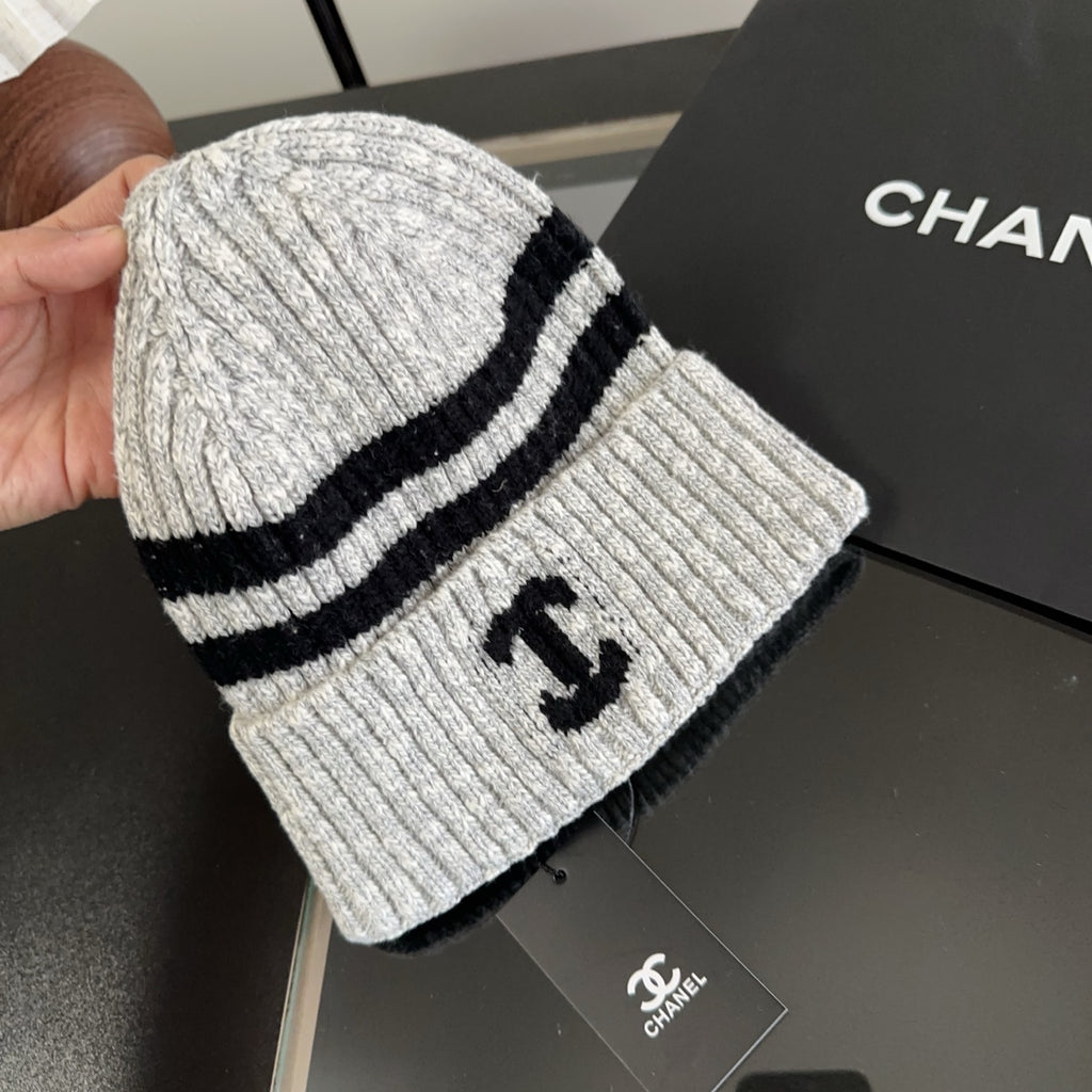 M1R86C24 Fashion hats
