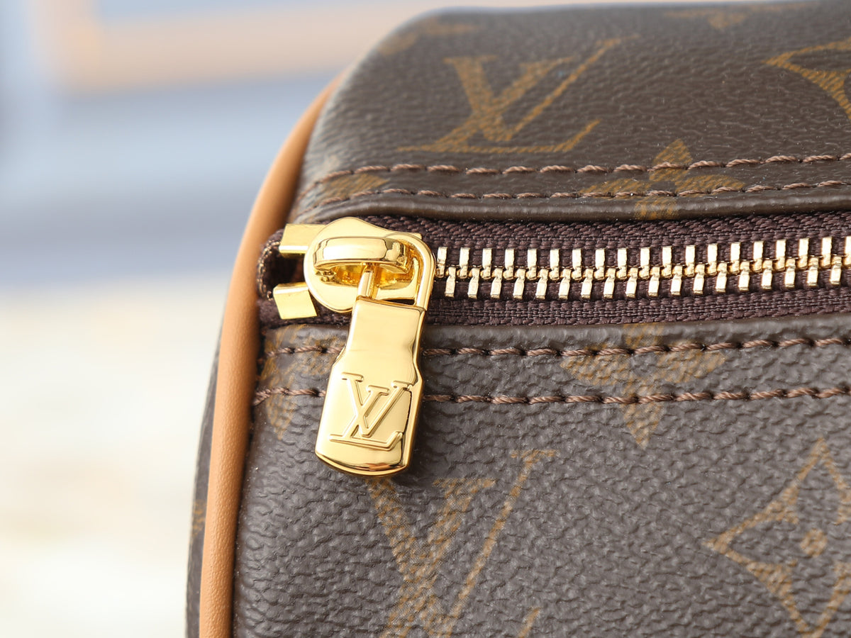 156NE21B Popular leather bag