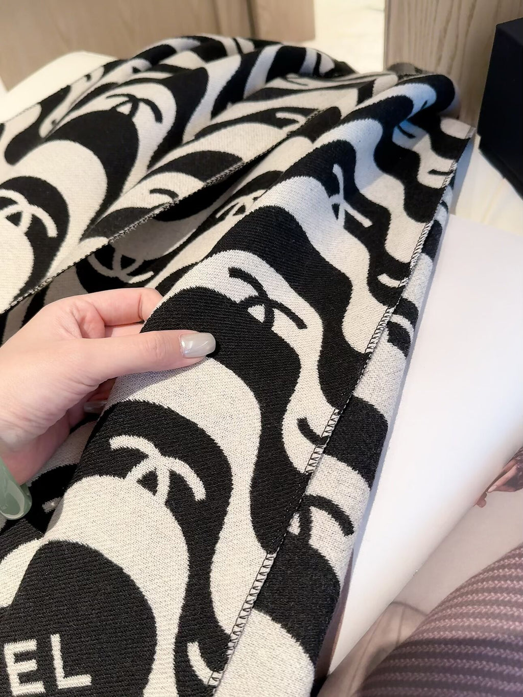 W1R106C13 Fashion Winter Scarves