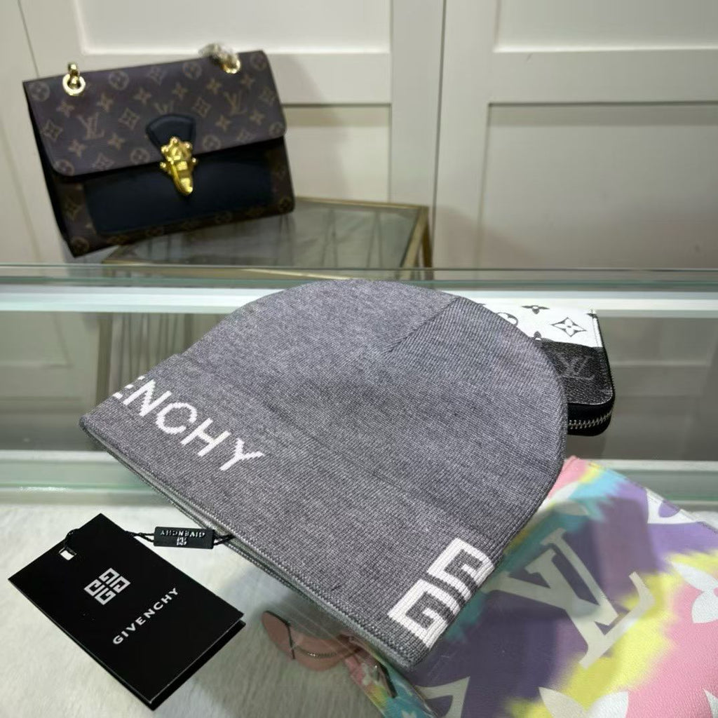 M1R86GV30 Fashion hats