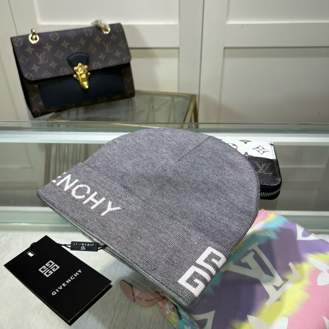 M1R86GV30 Fashion hats