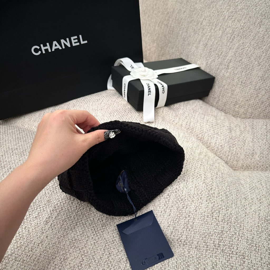 M1R86E9 Fashion hats