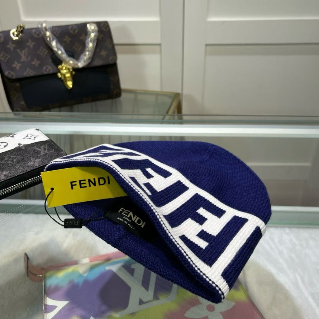 M1R86F79 Fashion hats