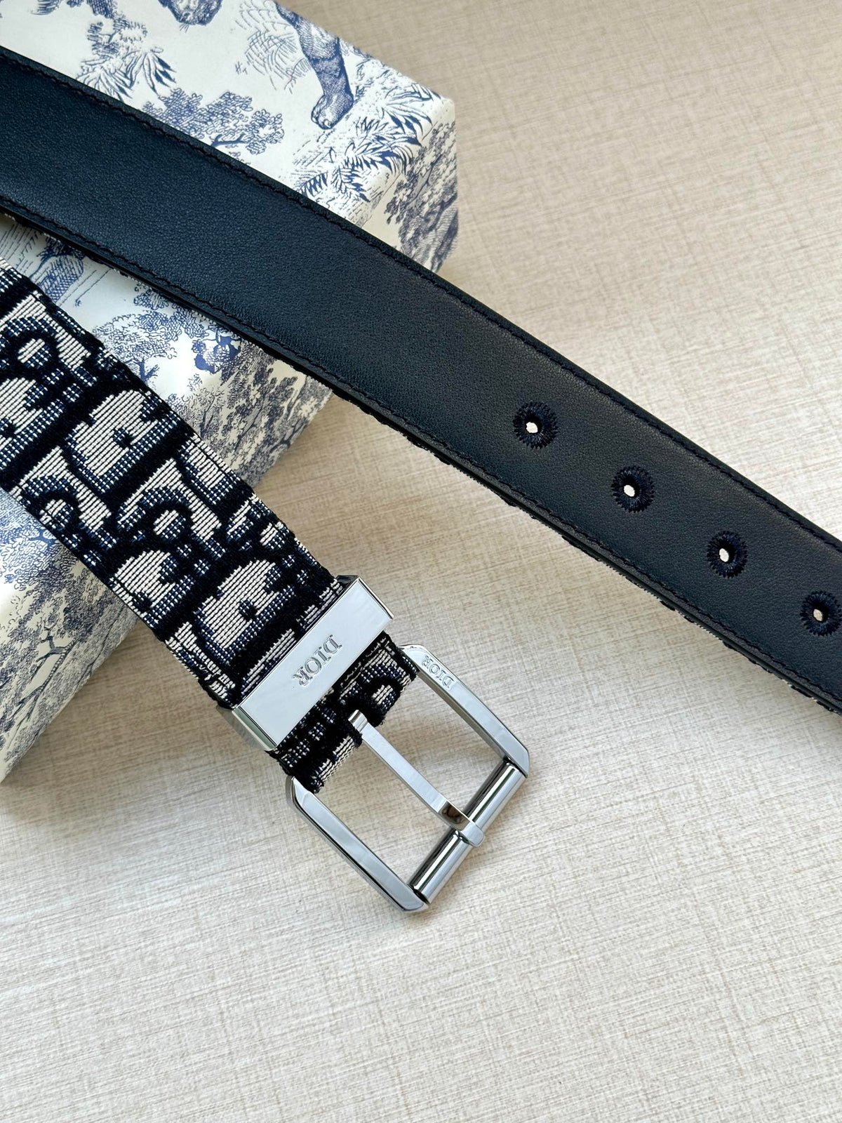 P1Q115D26 Popular High quality belt With full package