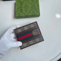 146XB7B Popular leather wallets ( with full packaging )