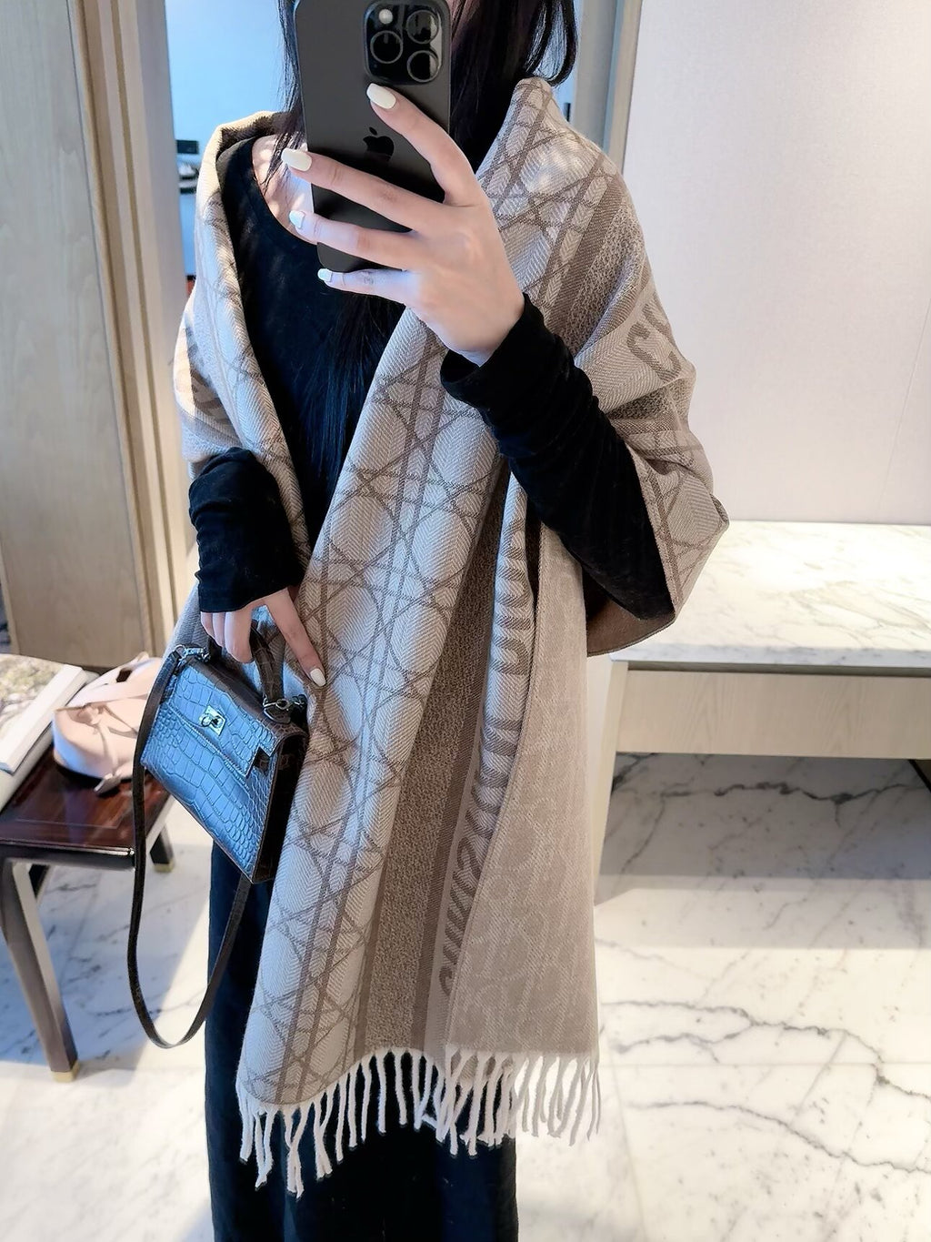 W1R86D106 Popular Winter Scarves