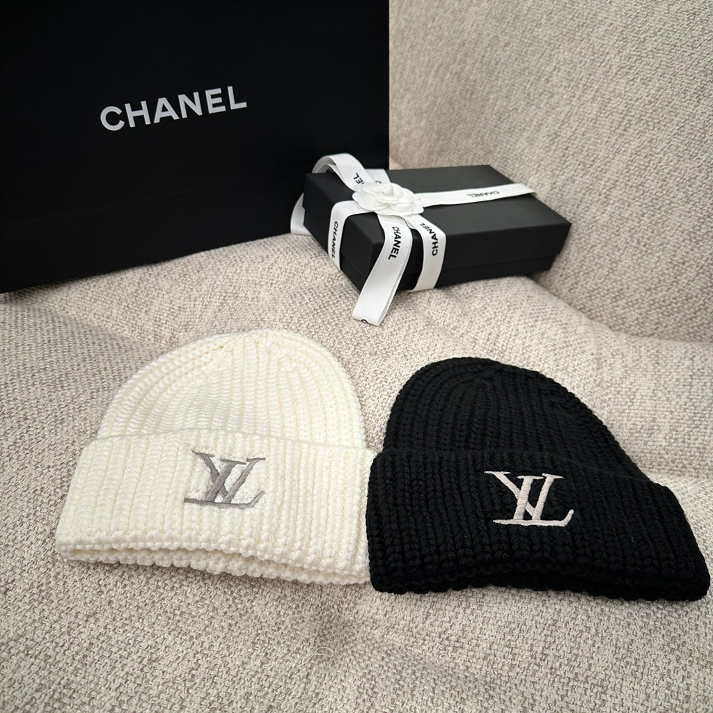 M1R86E15 Fashion hats