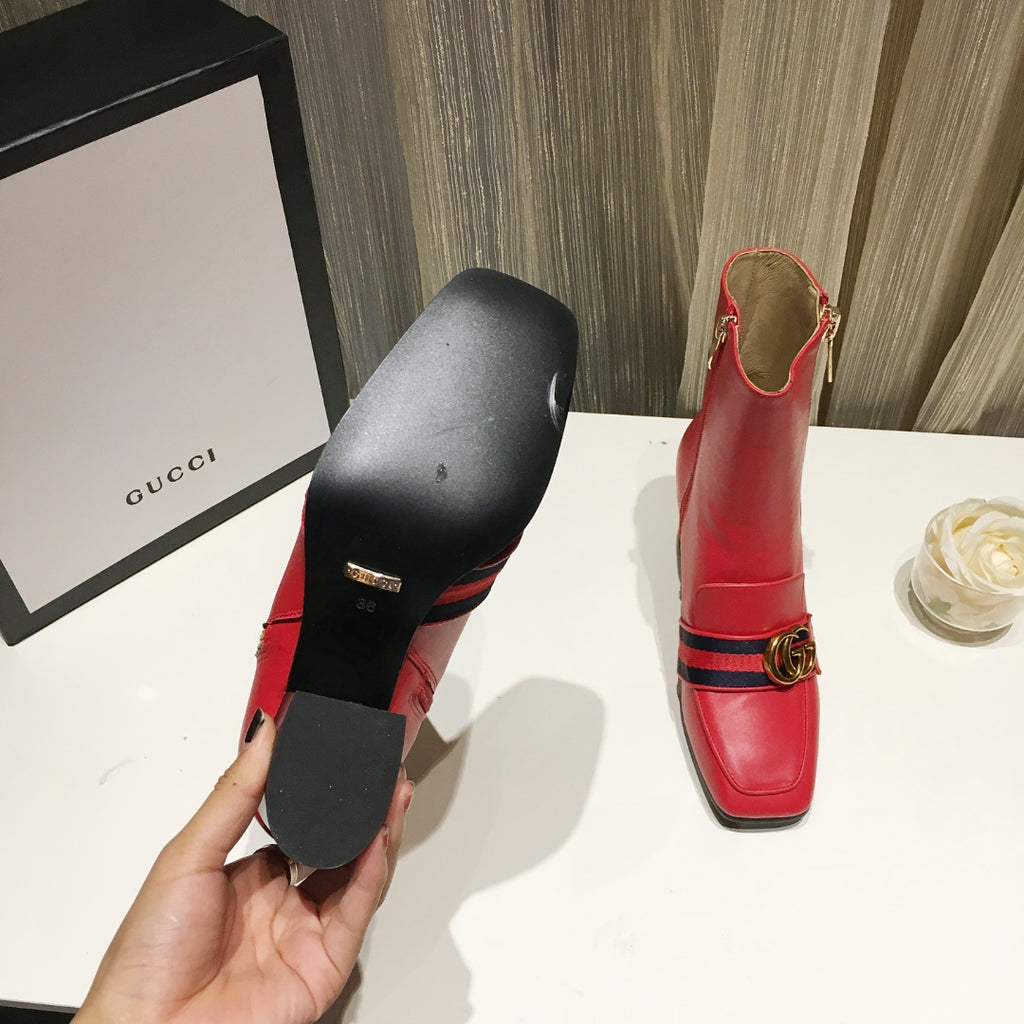 Z2P96B24 Fashion high-quality shoes