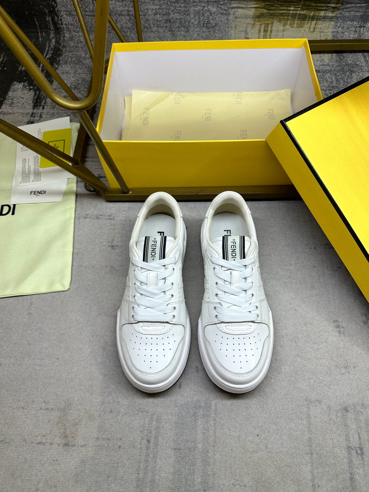 Z2P96F16 Fashion high-quality shoes