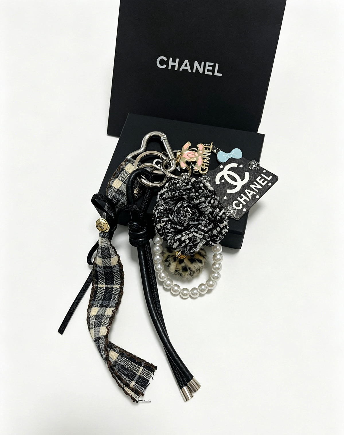 A1R76C107 Popular bag 's charms accessories