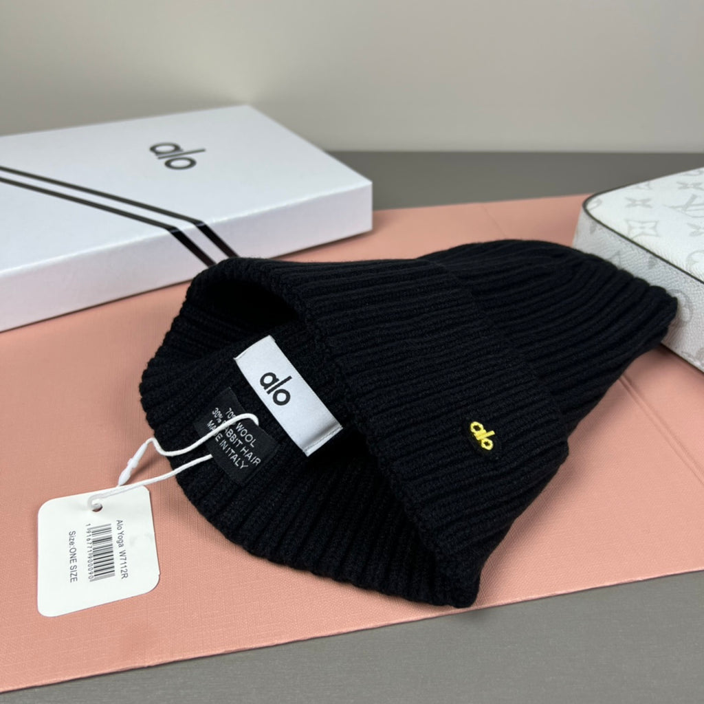M1R96A28 Fashion hats
