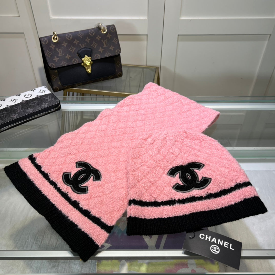 M1R96C7 Fashion Hat and scarf set