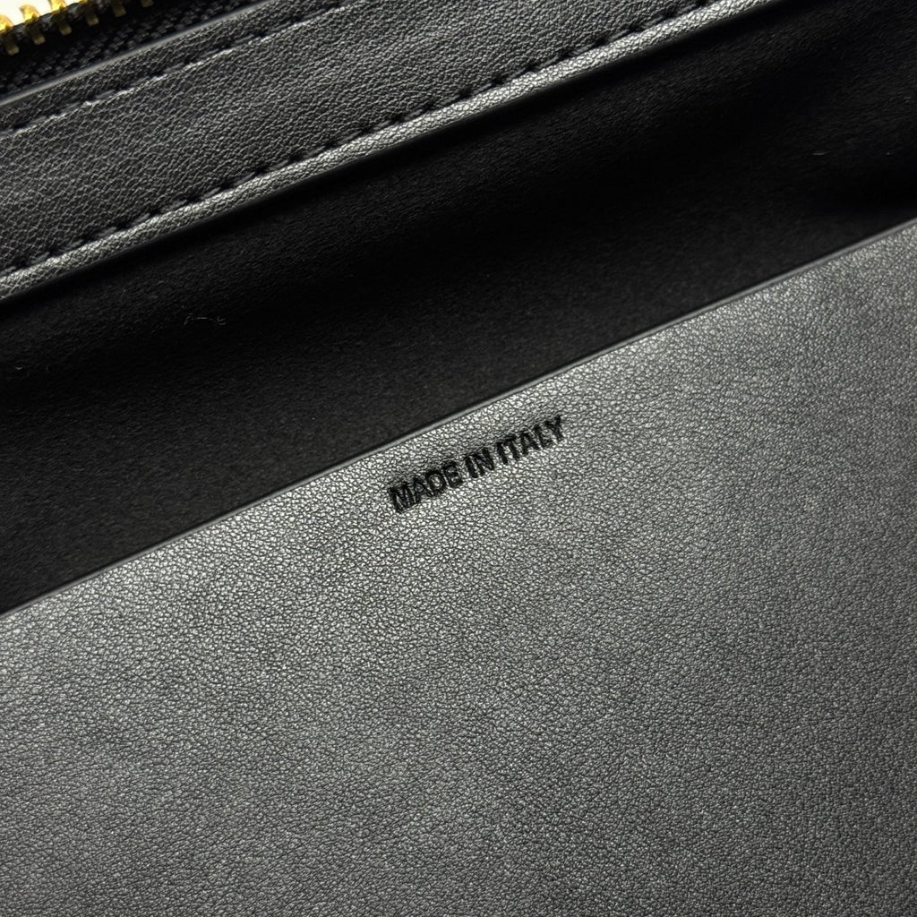 B1R106N1 Fashion leather bag