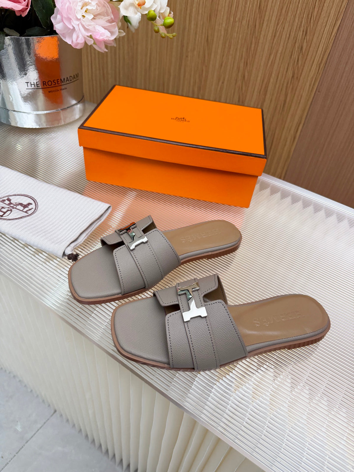 Z2X66H4 Popular high-quality leather Shoes