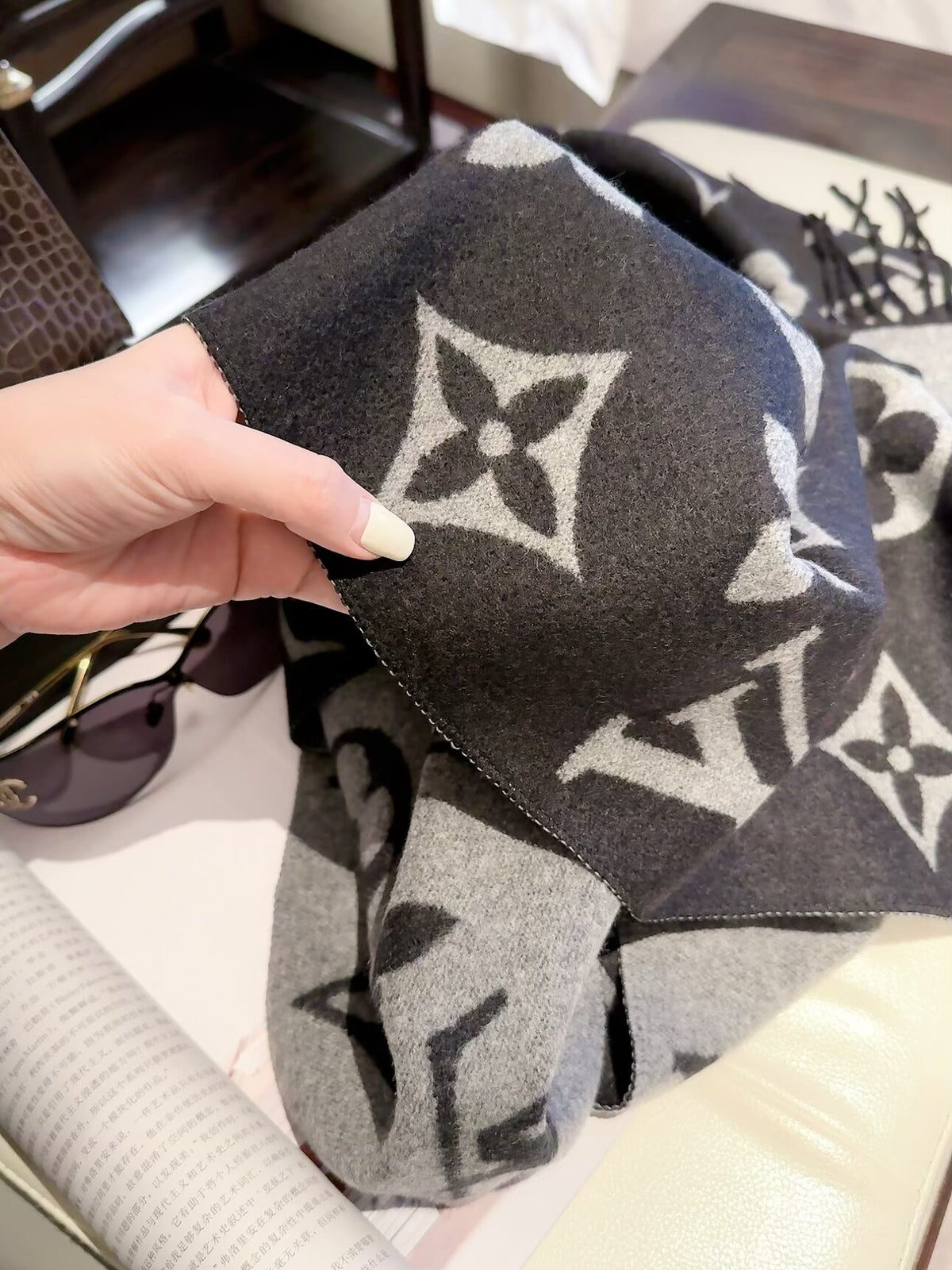W1R96E126 Popular Winter Scarves