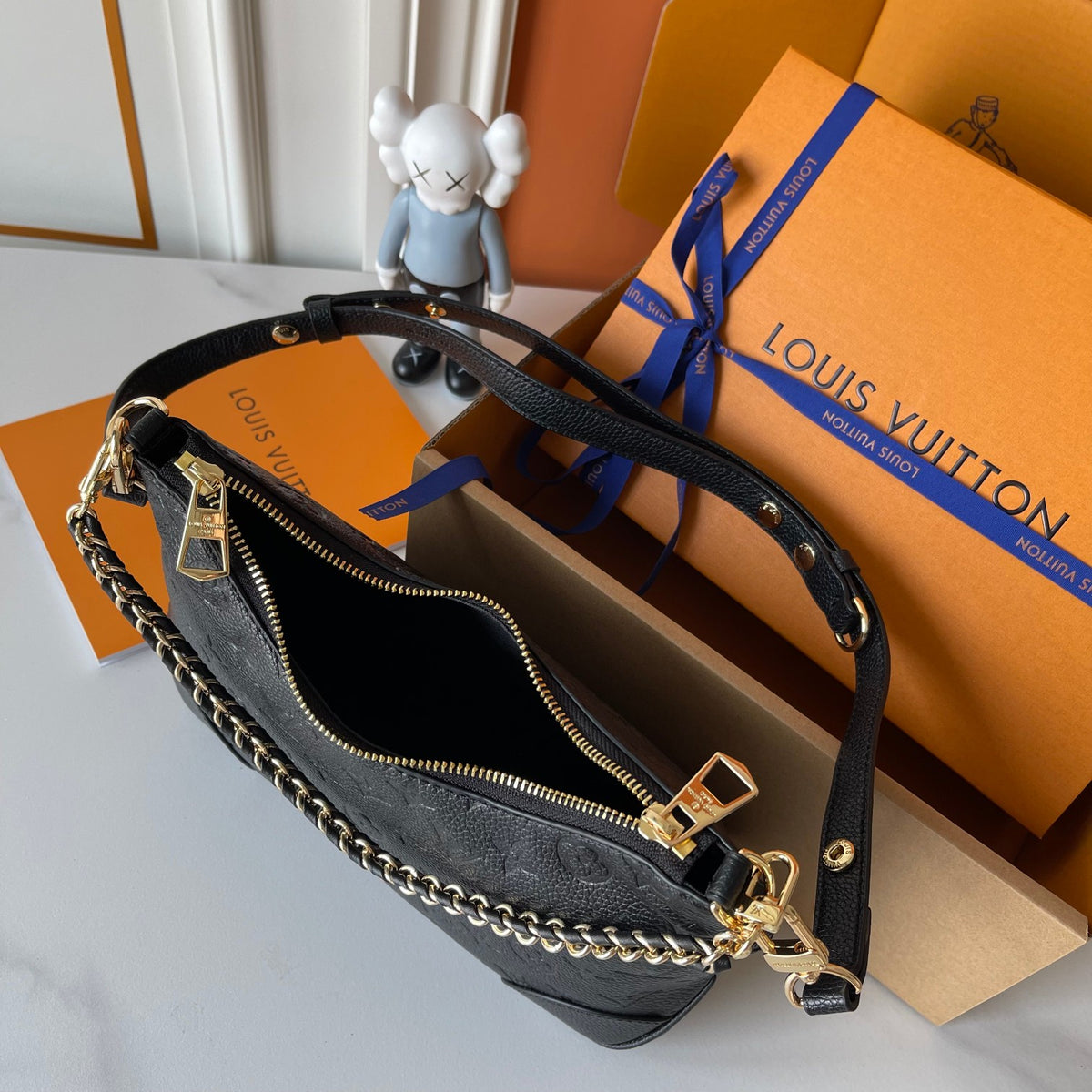 B1R76E01 Fashion leather bag