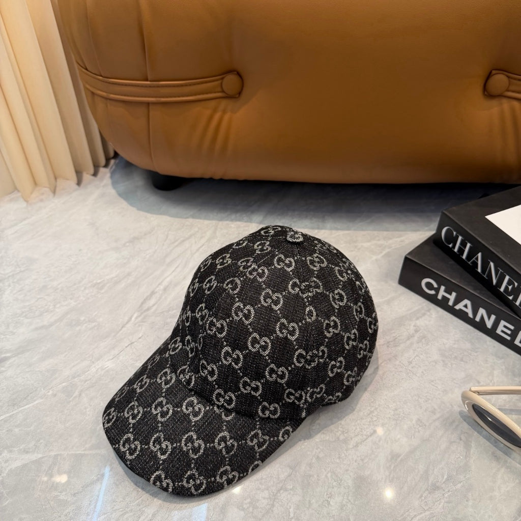 M1N76B4 Fashion hats