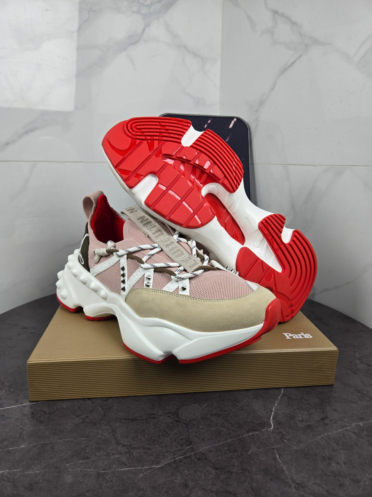 Z2P96A13 Popular high-quality shoes