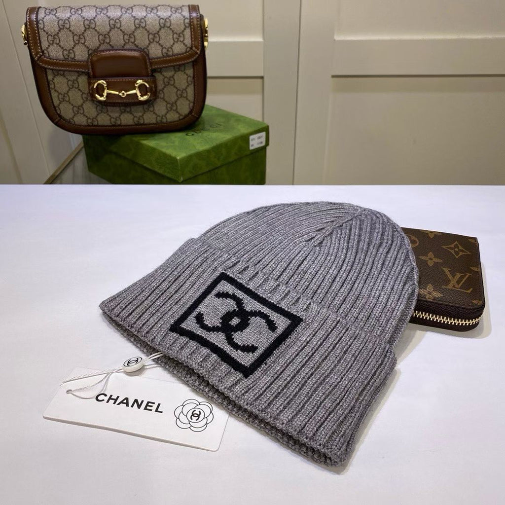 M1R86C65 Fashion hats