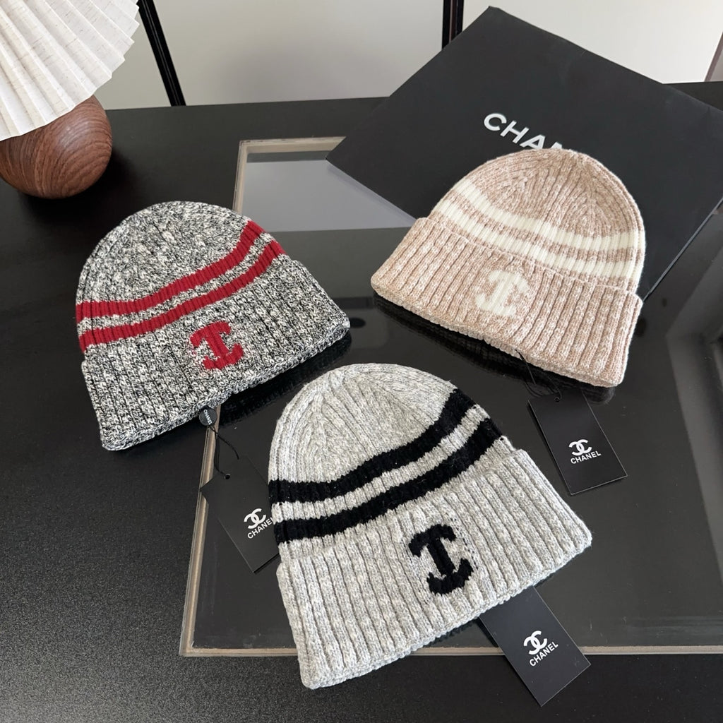 M1R86C24 Fashion hats