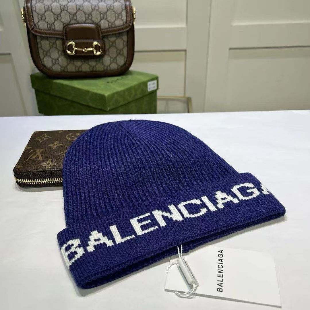 M1R86J86 Fashion hats