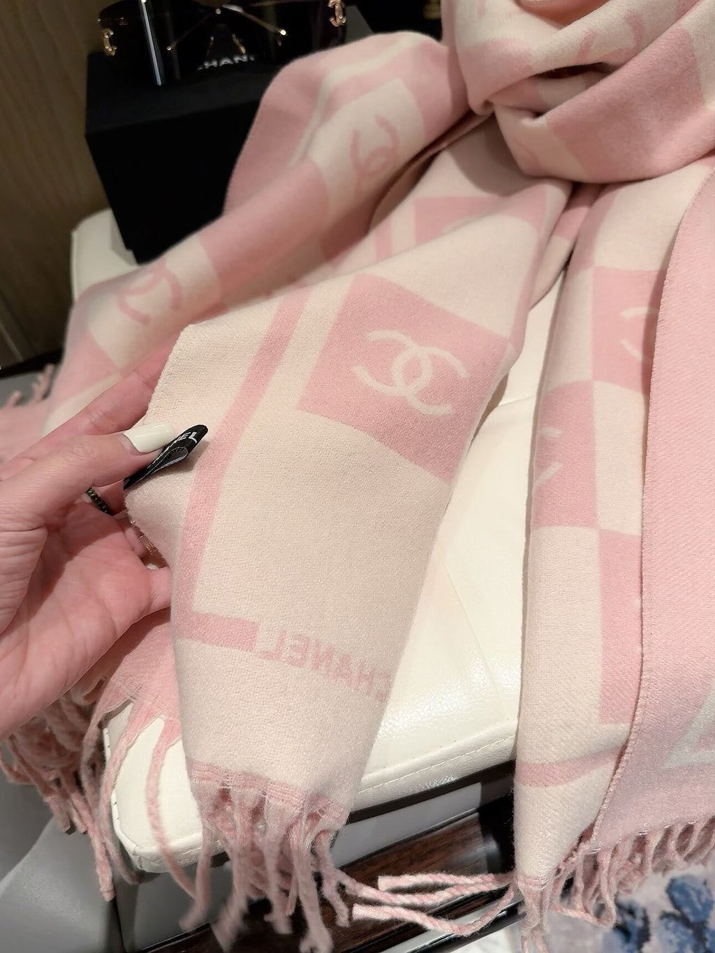 W1R86C102 Popular Winter Scarves