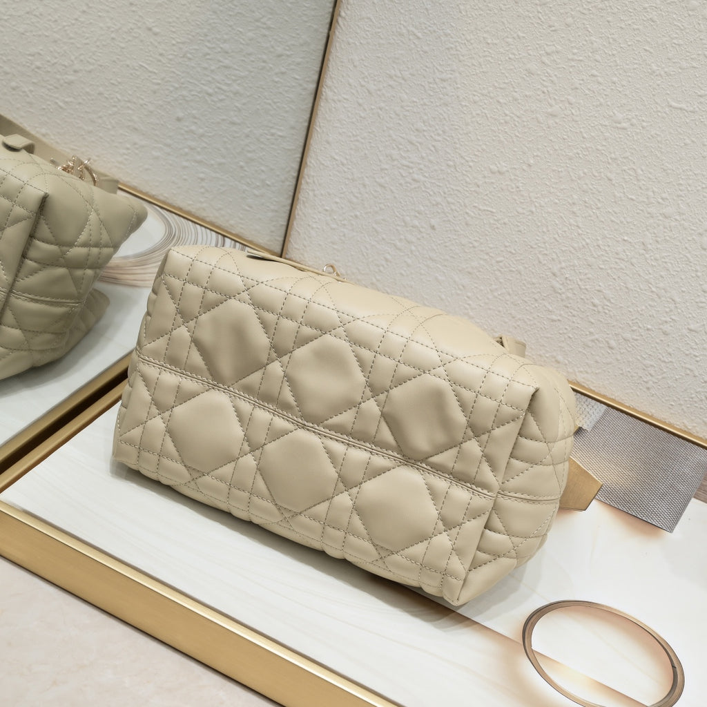 B1N66D2 Fashion leather bag