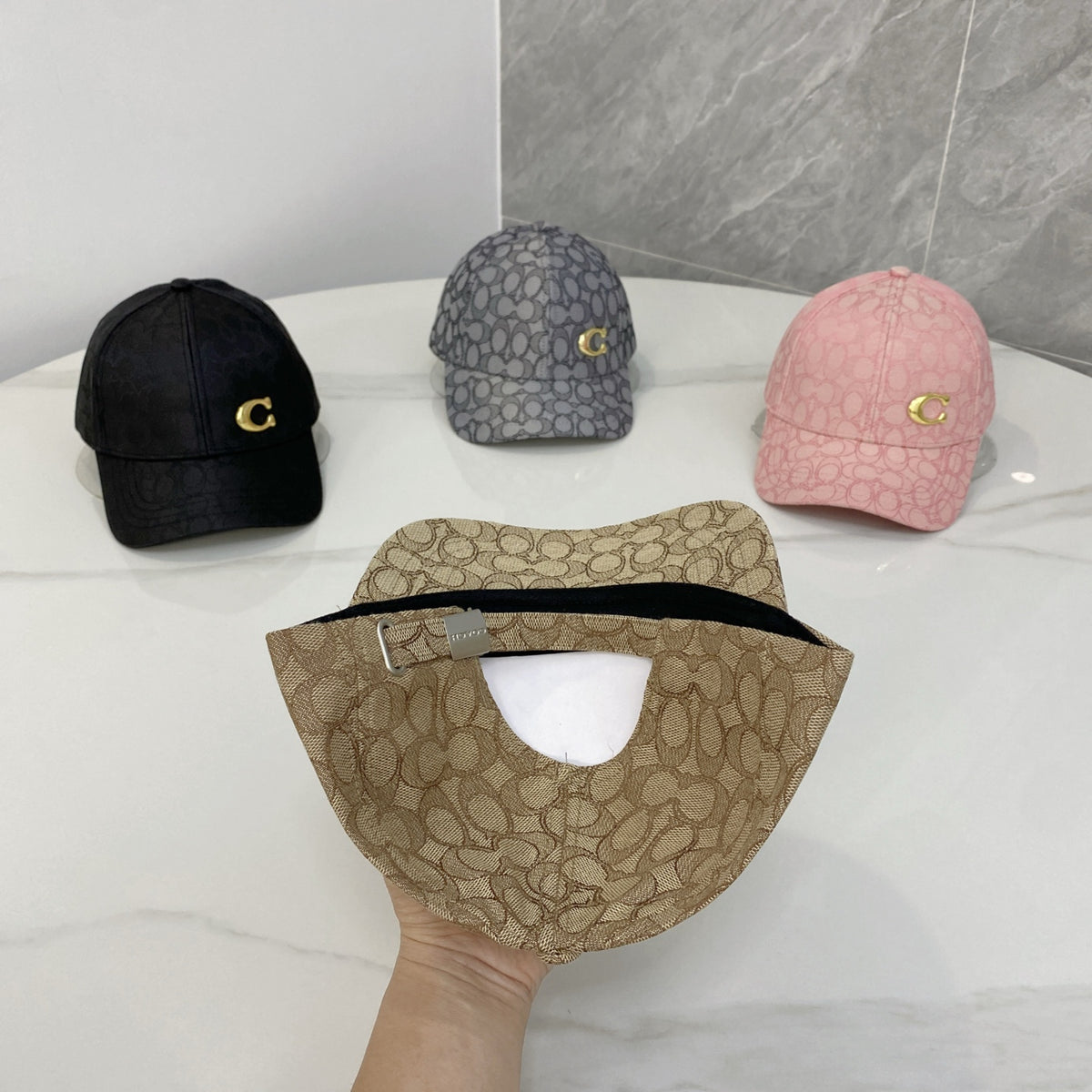 M1R86A116 Fashion hats