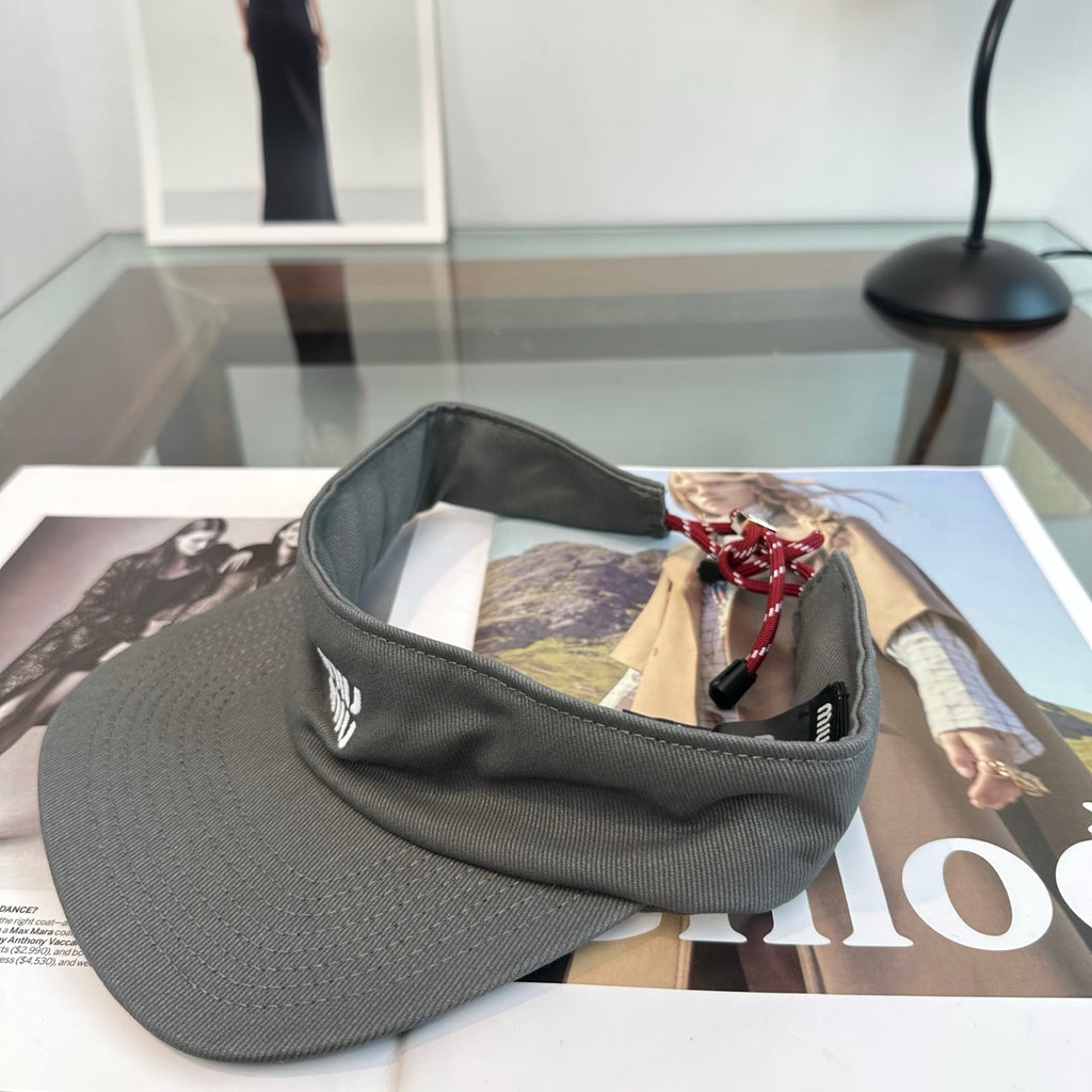 M1R76A9 Fashion hats