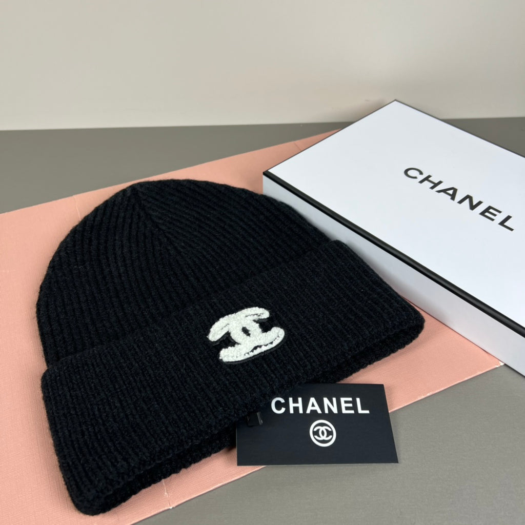M1R96C33 Fashion hats
