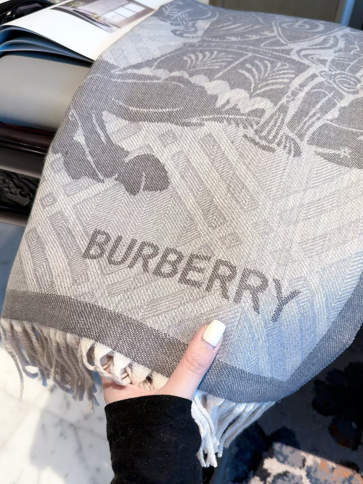 W1R86R107 Popular Winter Scarves