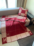 W1R86H105 Popular blankets, throw pillow